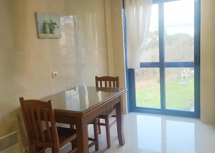 Piso Beiramar * ポンテベドラ